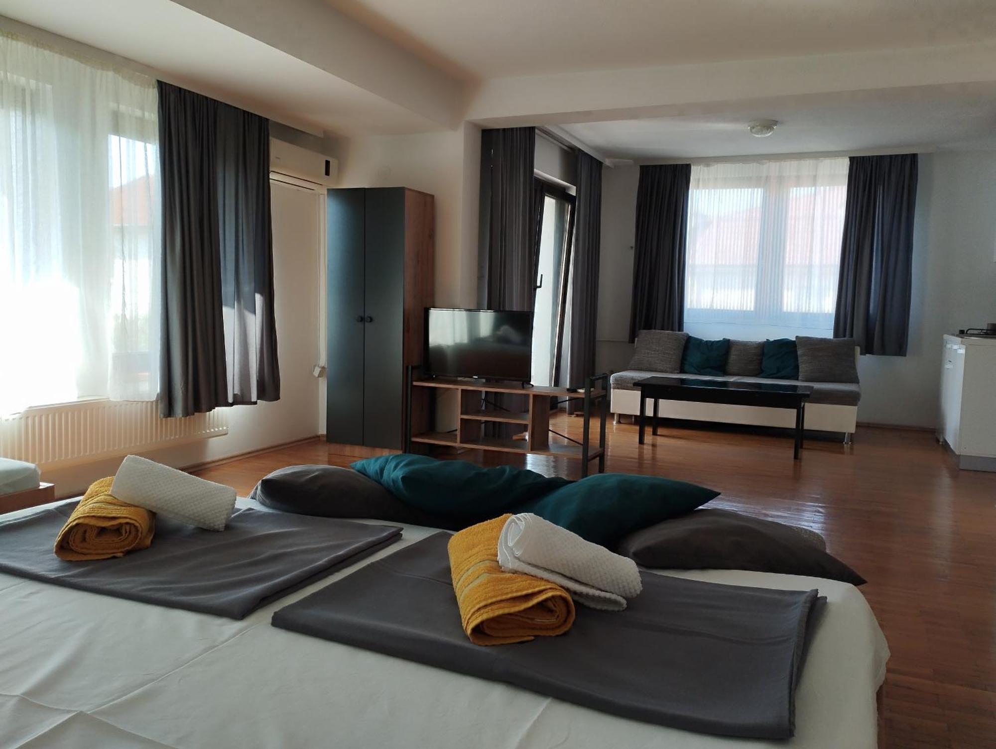 Filip Apartments Охрид Экстерьер фото